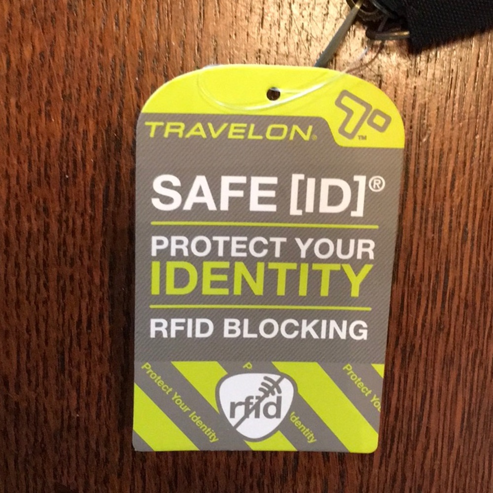 Travelon Wallet - Picture 2 of 6